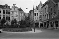 Bruxelles Rue des Alexiens Brasserie à l'hirondelle rue des Alexiens. A gauche se trouve le Bowling actuel.