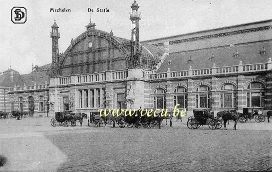 ancienne carte postale de Malines De Statie