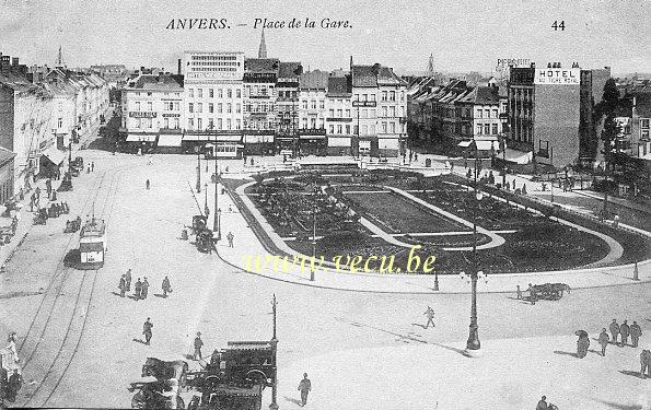 ancienne carte postale de Anvers Place de la Gare