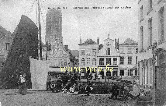 ancienne carte postale de Malines Marché aux Poissons et quai aux Avoines