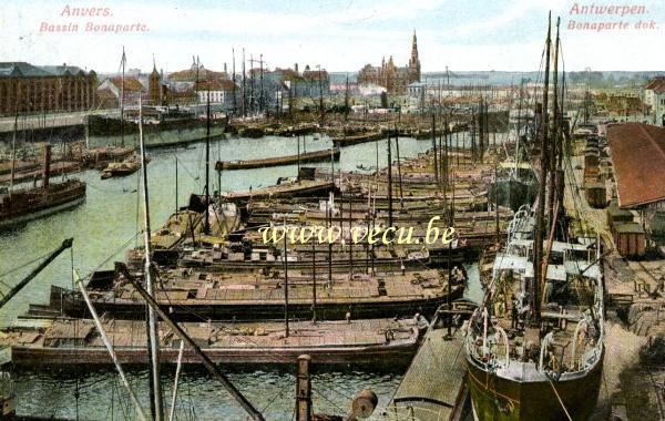 postkaart van Antwerpen Bonaparte dok