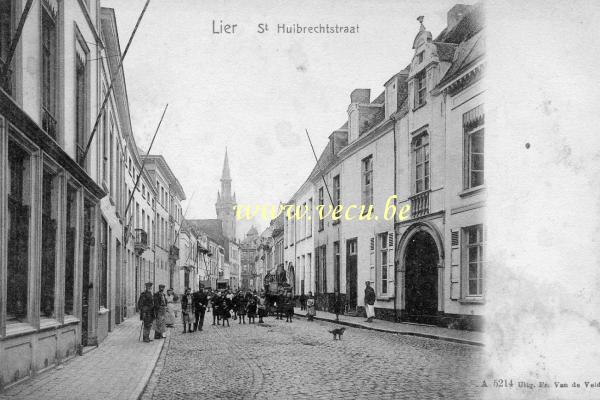 ancienne carte postale de Lierre Lierre  St Huibrechtstraat