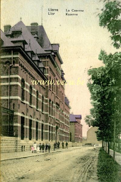 ancienne carte postale de Lierre La Caserne