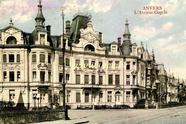ancienne carte postale de Anvers L'avenue Cogels