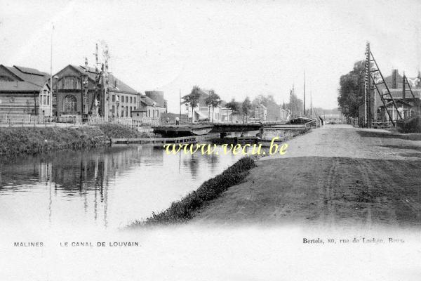 ancienne carte postale de Malines Le Canal de Louvain
