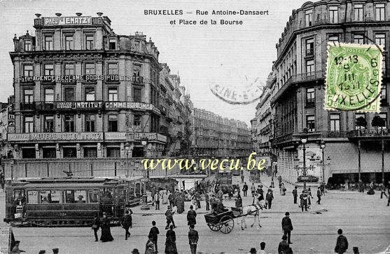 ancienne carte postale de Bruxelles Rue Antoine-Dansaert et place de la Bourse