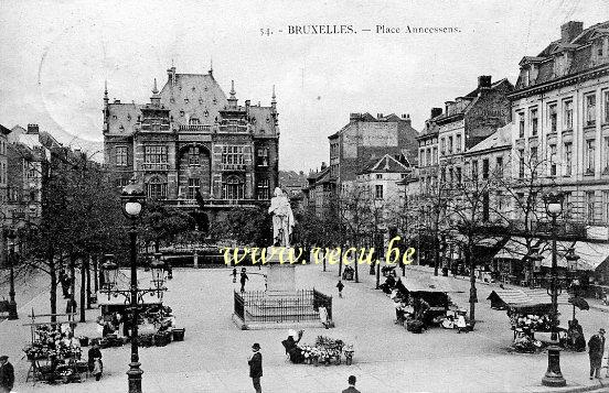 ancienne carte postale de Bruxelles Place Anneessens
