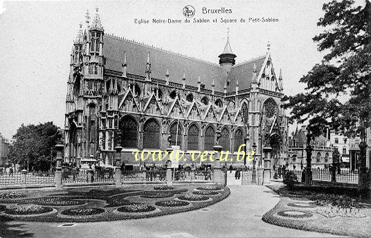 ancienne carte postale de Bruxelles Eglise Notre-Dame du Sablon et Square du Petit Sablon