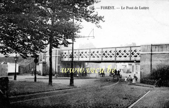 ancienne carte postale de Forest Le pont de Luttre