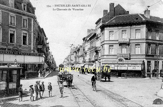 ancienne carte postale de Saint-Gilles La Chaussée de Waterloo