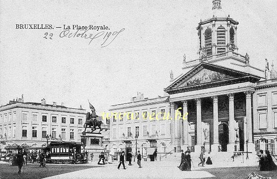 ancienne carte postale de Bruxelles La Place Royale