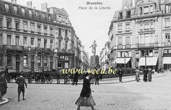 ancienne carte postale de Bruxelles Place de la Liberté