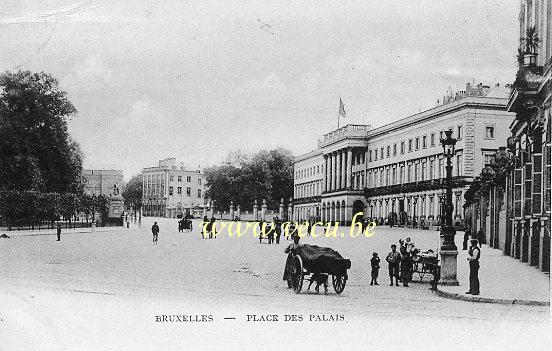 ancienne carte postale de Bruxelles Place des Palais