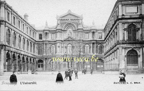 ancienne carte postale de Bruxelles Bruxelles - L'Université (ancien Palais Granvelle)