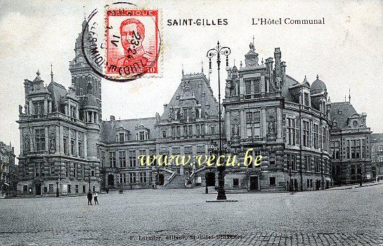 ancienne carte postale de Saint-Gilles L'Hôtel Communal