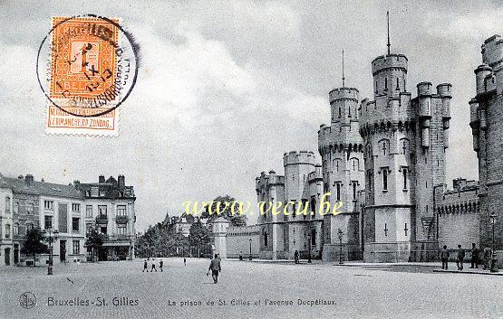 ancienne carte postale de Saint-Gilles La prison et l'avenue Ducpétiaux