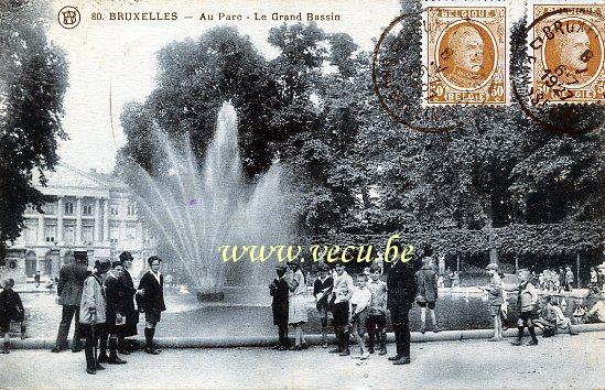 ancienne carte postale de Bruxelles Au Parc - Le Grand Bassin