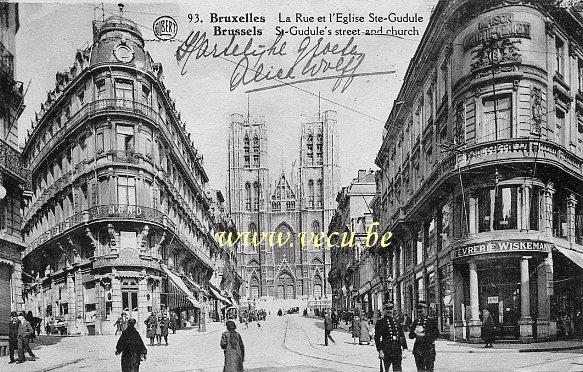 ancienne carte postale de Bruxelles La Rue et L'Eglise Ste Gudule