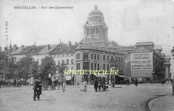 ancienne carte postale de Bruxelles Rue des Quatre-Bras