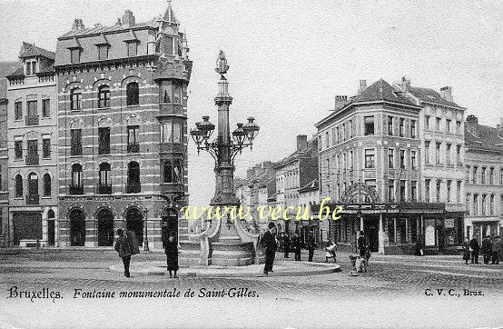 ancienne carte postale de Saint-Gilles Fontaine monumentale