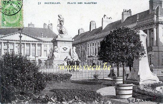 ancienne carte postale de Bruxelles Place des Martyrs