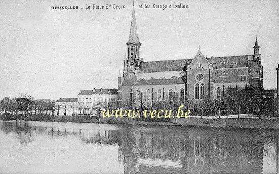 postkaart van Elsene Het Heilig-Kruisplein en de vijvers