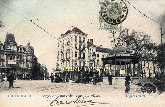ancienne carte postale de Bruxelles Porte de Louvain vers la ville