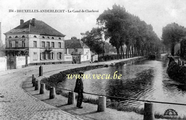ancienne carte postale de Anderlecht Canal de Charleroi