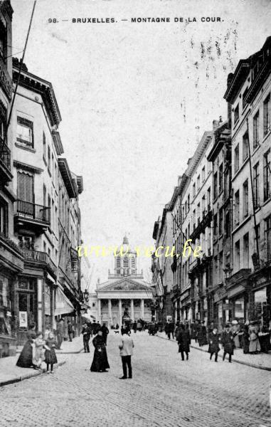 ancienne carte postale de Bruxelles Montagne de la cour