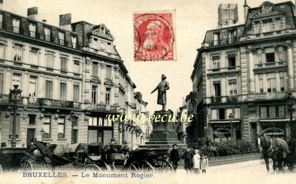 ancienne carte postale de Bruxelles Place de la liberté - monument Rogier