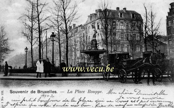 ancienne carte postale de Bruxelles La place Rouppe