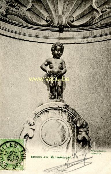 ancienne carte postale de Bruxelles Manneken-pis