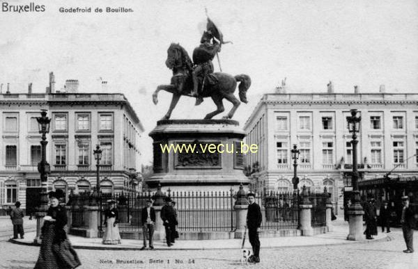 ancienne carte postale de Bruxelles Statue de Godefroid de Bouillon
