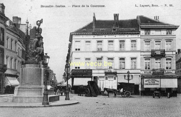 ancienne carte postale de Ixelles Place de la Couronne