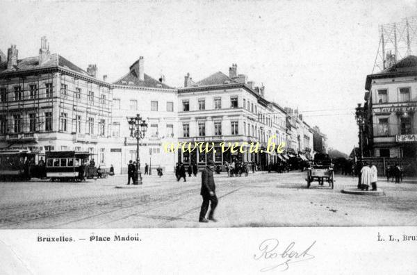 ancienne carte postale de Bruxelles Place Madou