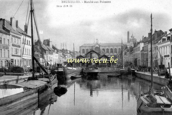 ancienne carte postale de Bruxelles Marché aux Poissons