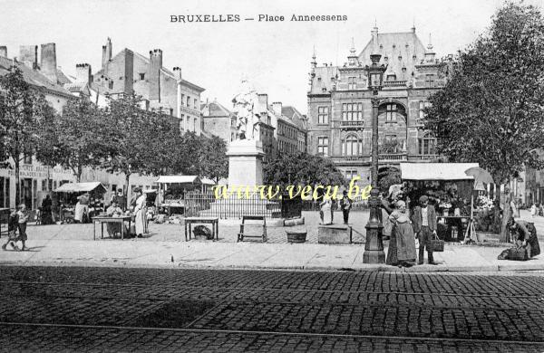 ancienne carte postale de Bruxelles Place Anneessens