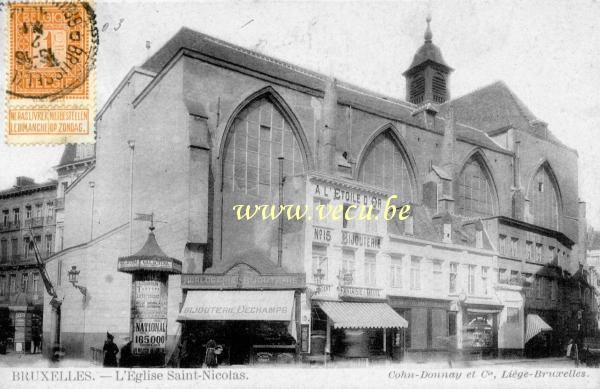 ancienne carte postale de Bruxelles L'église Saint-Nicolas près de la Bourse