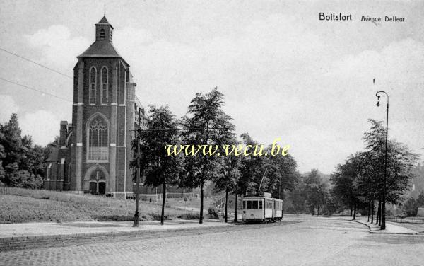 ancienne carte postale de Watermael-Boitsfort Avenue Delleur - tram 16 et Eglise St Hubert (Jagersveld)