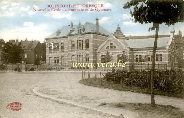 ancienne carte postale de Watermael-Boitsfort Nouvelle école communale et de Gymnase