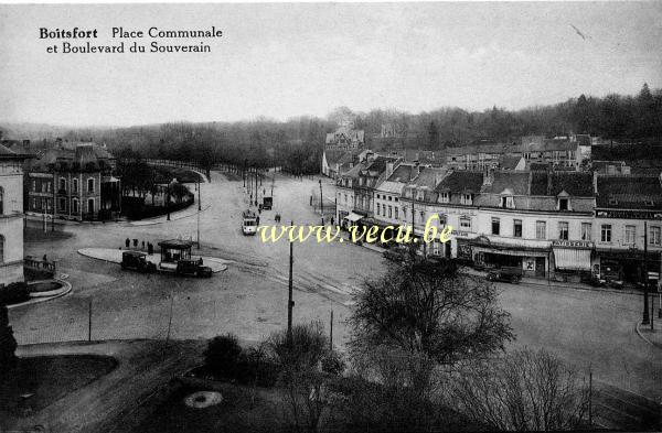 ancienne carte postale de Watermael-Boitsfort Place communale et Boulevard du Souverain