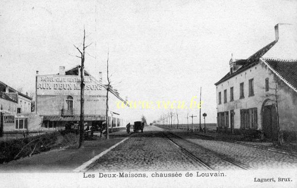 ancienne carte postale de Evere Chaussée de Louvain au croisement de la rue des deux maisons.