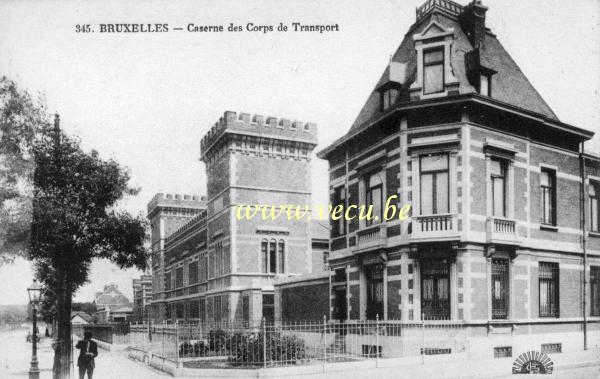 ancienne carte postale de Etterbeek Caserne des corps de transport (actuellement restaurant le Mess)
