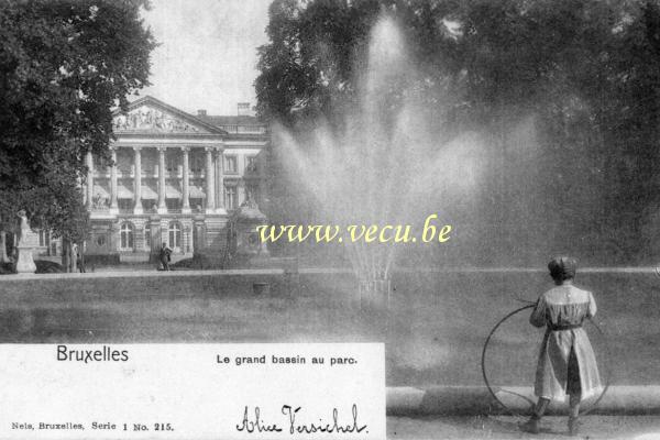 ancienne carte postale de Bruxelles Le grand bassin au parc
