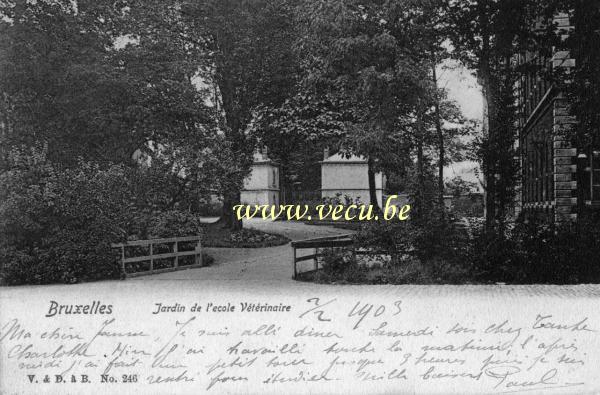 ancienne carte postale de Bruxelles Jardin de l'école vétérinaire rue Terarken