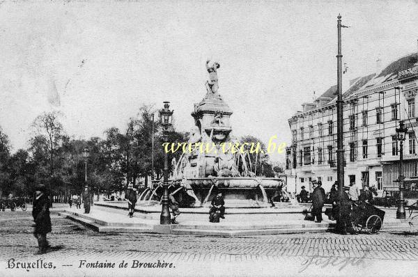 ancienne carte postale de Bruxelles Fontaine de Brouckère