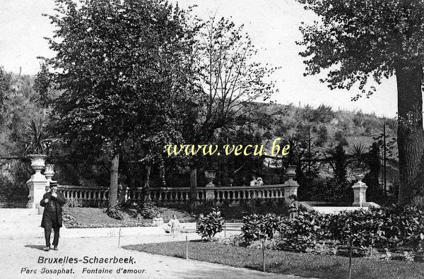 ancienne carte postale de Schaerbeek Parc Josaphat -  Fontaine d'amour