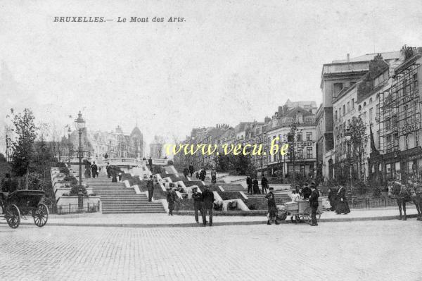 ancienne carte postale de Bruxelles Le Mont des Arts