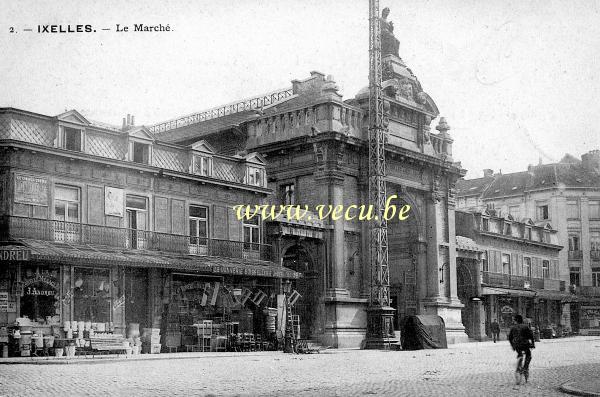 ancienne carte postale de Ixelles Le marché (Démoli en 1971) rue de la Tulipe