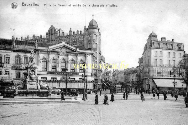 ancienne carte postale de Ixelles Porte de Namur et entrée de la chaussée d'Ixelles